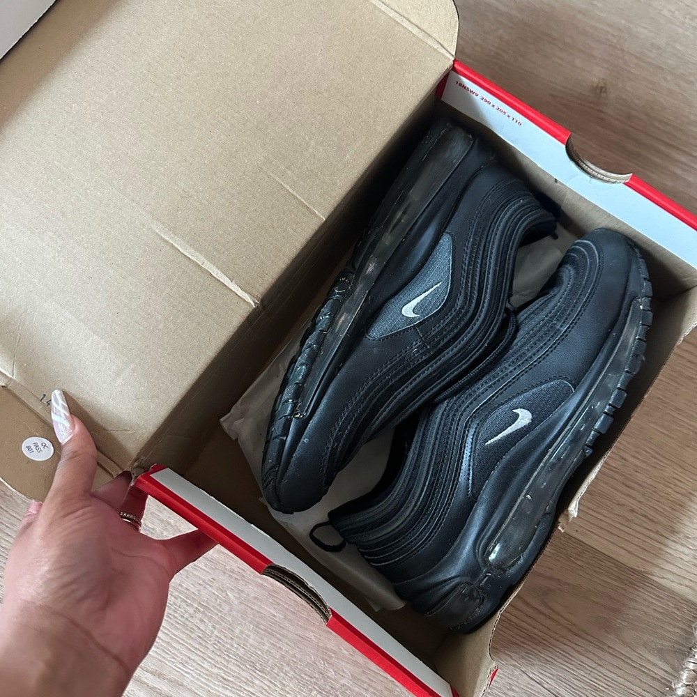 Nike Air Max 97 GS in Black and White